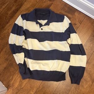 Brandy Melville collared sweater